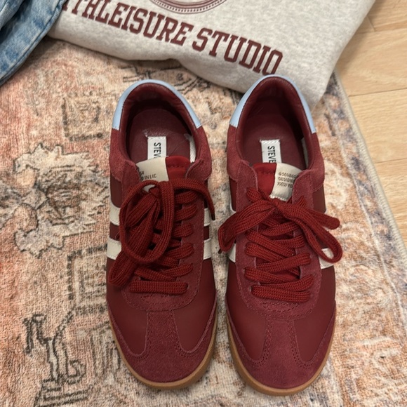 Steve Madden Hudsin sneakers - Picture 2 of 4